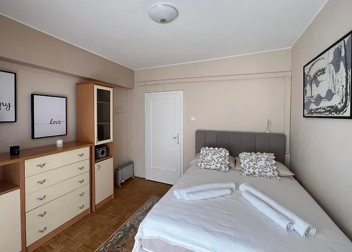 דירה Bridge זאדאר